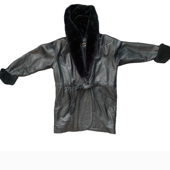 Vintage 💯% Leather Jacket - Picture 7 of 16